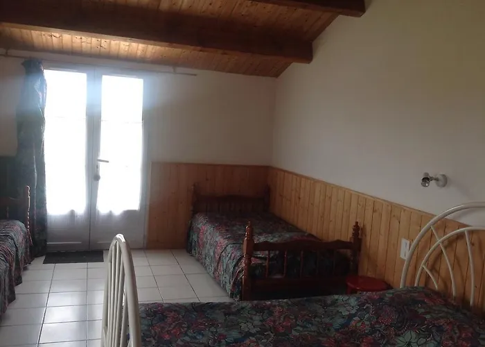 Ferme L'ile Sauvage Couette-café 3*