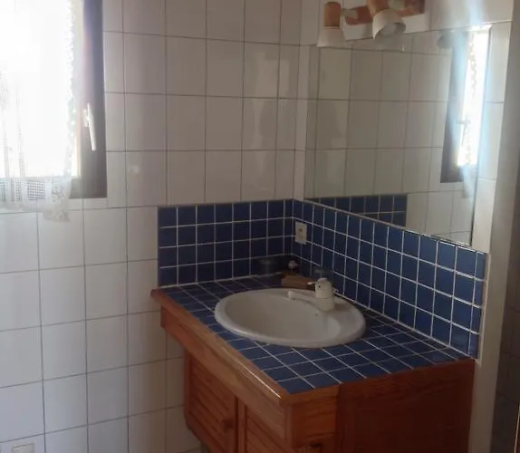 Couette-café Ferme L'ile Sauvage 3*